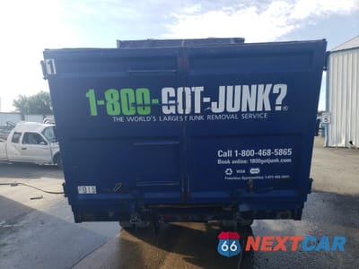 Zdjęcie 6 z 12 samochodu: 2005 ISUZU NPR VIN:JALC4B16X57009186 - miniatura