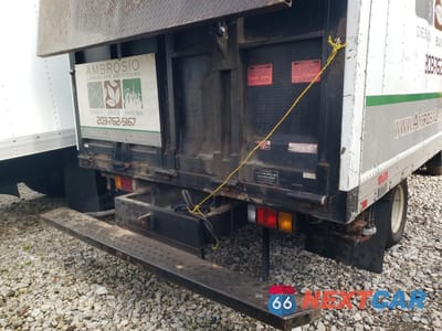 Zdjęcie 11 z 13 samochodu: 2009 ISUZU NPR BOX TRUCK VIN:4KLB4W1N39J801961 - miniatura