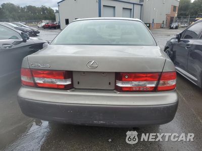 Zdjęcie 6 z 12 samochodu: 2000 LEXUS ES 300 VIN:JT8BF28G2Y0242903 - miniatura