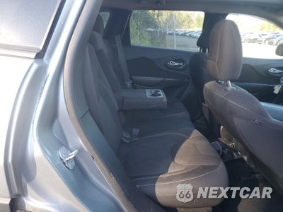 Zdjęcie 11 z 14 samochodu: 2016 JEEP CHEROKEE LATITUDE VIN:1C4PJMCS7GW102628 - miniatura