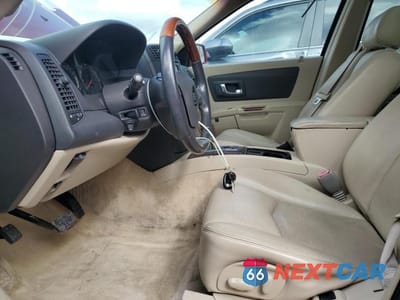 Zdjęcie 7 z 13 samochodu: 2004 CADILLAC SRX VIN:1GYDE637740136463 - miniatura