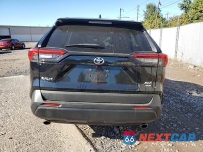 Zdjęcie 6 z 14 samochodu: 2021 TOYOTA RAV4 XLE VIN:2T3P1RFV7MW155388 - miniatura
