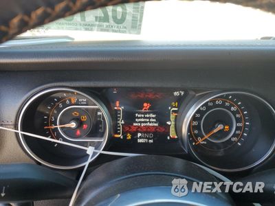 Zdjęcie 9 z 16 samochodu: 2021 JEEP WRANGLER UNLIMITED SAHARA VIN:1C4HJXEG4MW579785 - miniatura