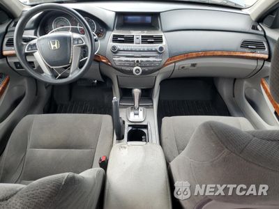 Zdjęcie 8 z 12 samochodu: 2011 HONDA ACCORD EX VIN:1HGCP2F79BA101139 - miniatura
