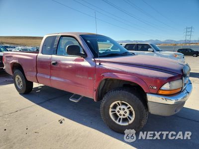 Czwarte zdjęcie samochodu z boku: 2002 DODGE DAKOTA VIN:1B7GG22Y8XS179301 - miniatura