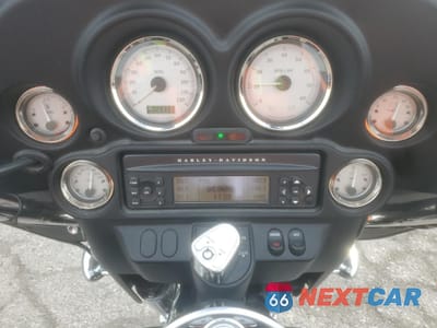 Zdjęcie 7 z 9 samochodu: 2008 HARLEY-DAVIDSON FLHX VIN:1HD1KB4128Y676541 - miniatura