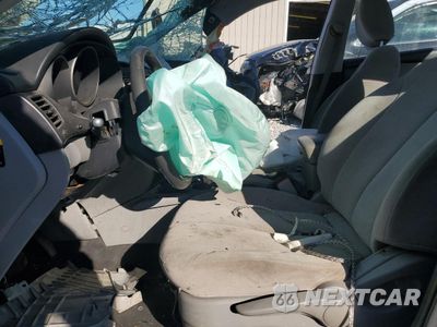 Zdjęcie 7 z 13 samochodu: 2009 KIA OPTIMA LX VIN:KNAGE228995316105 - miniatura