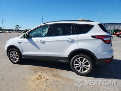 Drugie zdjęcie samochodu z przodu: 2018 FORD ESCAPE SE VIN:1FMCU0GD9JUB15714 - miniatura