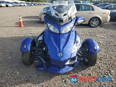 Drugie zdjęcie samochodu z przodu: 2012 CAN-AM SPYDER ROADSTER RT VIN:2BXJBKC15CV000835 - miniatura