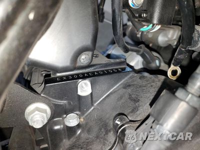 Zdjęcie 9 z 11 samochodu: 2013 KAWASAKI EX300 A VIN:JKAEX8A16DDA01012 - miniatura