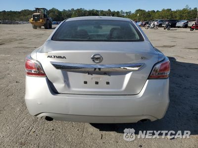 Zdjęcie 6 z 15 samochodu: 2015 NISSAN ALTIMA 2.5 VIN:1N4AL3AP0FN886282 - miniatura