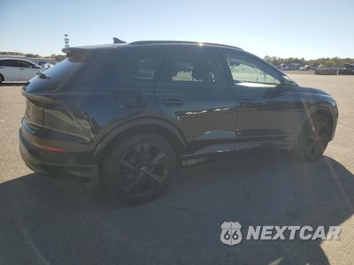 Trzecie zdjęcie samochodu z tyłu: 2022 AUDI Q4 E-TRON PREMIUM PLUS VIN:WA1H2BFZXNP050377 - miniatura