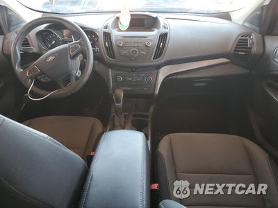 Zdjęcie 8 z 13 samochodu: 2018 FORD ESCAPE S VIN:1FMCU0F77JUD31590 - miniatura