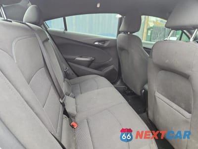 Zdjęcie 10 z 13 samochodu: 2018 CHEVROLET CRUZE LT VIN:1G1BE5SM6J7112357 - miniatura