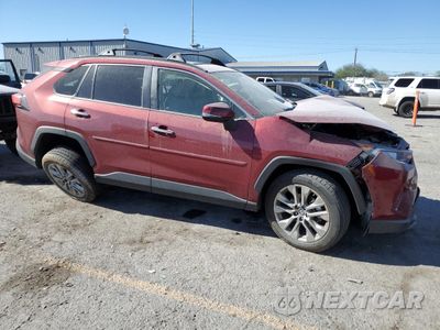 Czwarte zdjęcie samochodu z boku: 2021 TOYOTA RAV4 LIMITED VIN:JTMY1RFV2MD522781 - miniatura