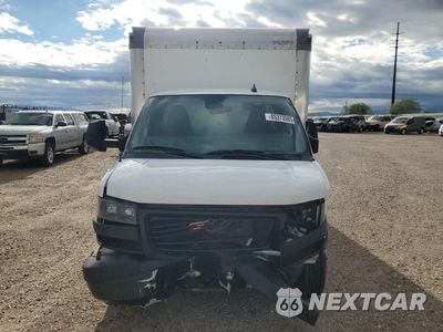 Piąte zdjęcie samochodu w środku: 2022 GMC SAVANA CUTAWAY G3500 VIN:7GZ37TC71NN007295 - miniatura