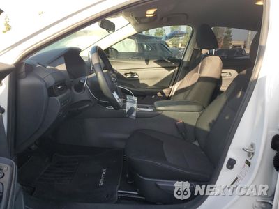 Zdjęcie 7 z 14 samochodu: 2025 NISSAN SENTRA SV VIN:3N1AB8CV0SY254971 - miniatura