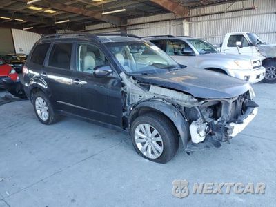Czwarte zdjęcie samochodu z boku: 2011 SUBARU FORESTER 2.5X PREMIUM VIN:JF2SHADCXBH771437 - miniatura