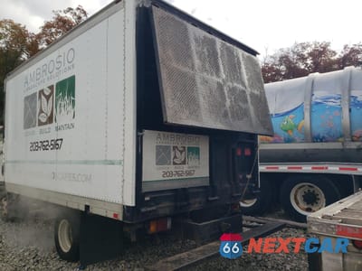 Zdjęcie 6 z 13 samochodu: 2009 ISUZU NPR BOX TRUCK VIN:4KLB4W1N39J801961 - miniatura