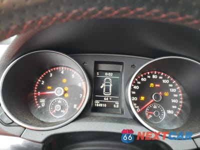 Zdjęcie 9 z 12 samochodu: 2011 VOLKSWAGEN GTI VIN:WVWGD7AJ0BW313925 - miniatura