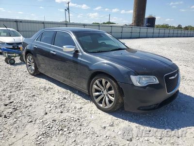 Czwarte zdjęcie samochodu z boku: 2018 CHRYSLER 300 LIMITED VIN:2C3CCAEG1JH137059 - miniatura