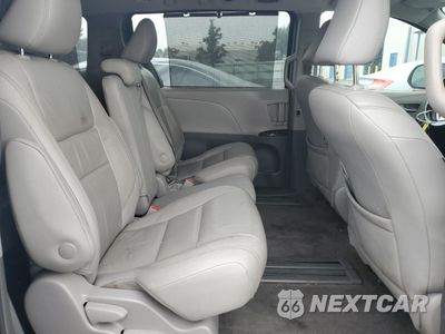Zdjęcie 11 z 13 samochodu: 2018 TOYOTA SIENNA XLE VIN:5TDYZ3DC3JS931041 - miniatura