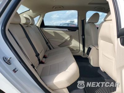 Zdjęcie 11 z 13 samochodu: 2019 VOLKSWAGEN PASSAT WOLFSBURG VIN:1VWLA7A35KC002305 - miniatura