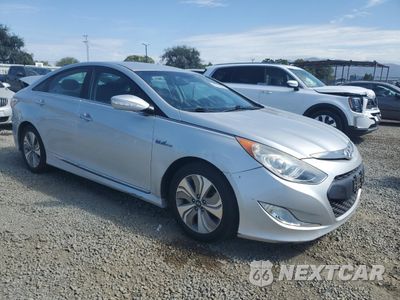 Czwarte zdjęcie samochodu z boku: 2013 HYUNDAI SONATA HYBRID VIN:KMHEC4A40DA101475 - miniatura