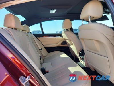 Zdjęcie 10 z 12 samochodu: 2023 BMW 530 XI VIN:WBA13BJ07PCL96908 - miniatura