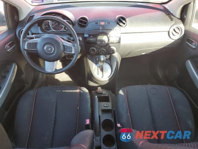 Zdjęcie 8 z 12 samochodu: 2013 MAZDA MAZDA2 VIN:JM1DE1LY7D0158559 - miniatura