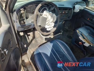 Zdjęcie 8 z 16 samochodu: 1997 CHEVROLET ASTRO VIN:1GCDM19W4VB147243 - miniatura