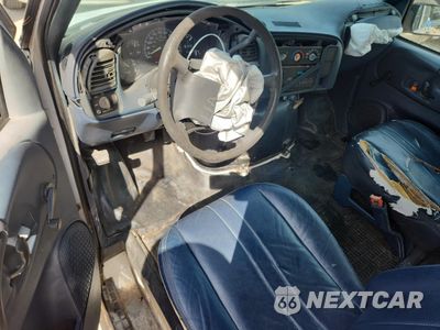 Zdjęcie 8 z 16 samochodu: 1997 CHEVROLET ASTRO VIN:1GCDM19W4VB147243 - miniatura