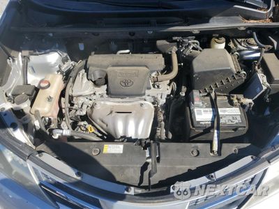 Zdjęcie 11 z 12 samochodu: 2015 TOYOTA RAV4 XLE VIN:JTMWFREVXFD068910 - miniatura