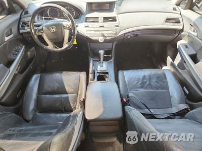 Zdjęcie 8 z 11 samochodu: 2009 HONDA ACCORD EXL VIN:1HGCP26859A171157 - miniatura