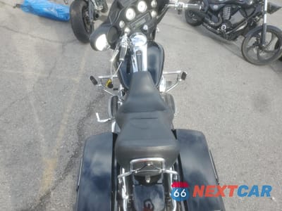 Zdjęcie 6 z 9 samochodu: 2008 HARLEY-DAVIDSON FLHX VIN:1HD1KB4128Y676541 - miniatura
