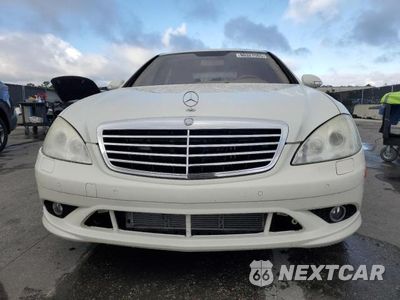 Piąte zdjęcie samochodu w środku: 2009 MERCEDES-BENZ S 550 VIN:WDDNG71X49A249307 - miniatura