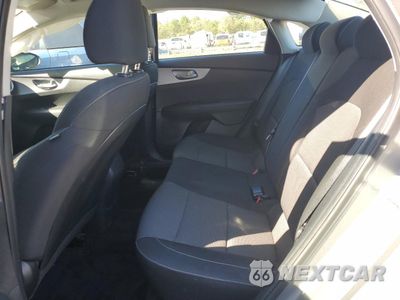 Zdjęcie 10 z 13 samochodu: 2022 KIA FORTE FE VIN:3KPF24AD5NE449654 - miniatura
