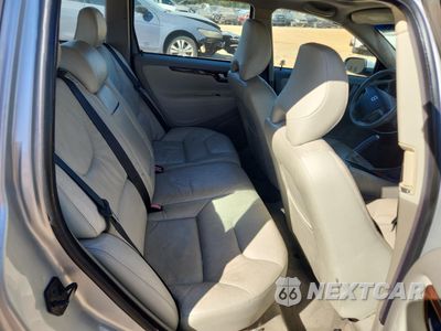 Zdjęcie 10 z 14 samochodu: 2006 VOLVO V70 2.5T VIN:YV1SW592662555227 - miniatura