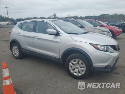 Czwarte zdjęcie samochodu z boku: 2018 NISSAN ROGUE SPORT S VIN:JN1BJ1CR8JW286848 - miniatura