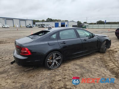 Trzecie zdjęcie samochodu z tyłu: 2020 VOLVO S90 T6 OCEAN RACE VIN:LVYA22MT9LP175754 - miniatura