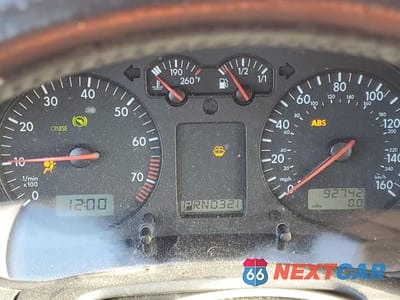 Zdjęcie 9 z 12 samochodu: 2002 VOLKSWAGEN JETTA VIN:3VWSK69M12M181828 - miniatura