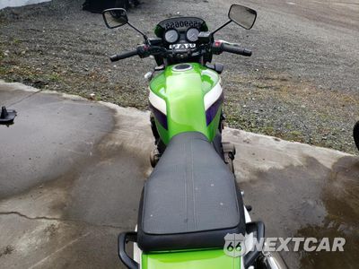 Zdjęcie 6 z 8 samochodu: 2001 KAWASAKI ZR1200 A VIN:JKAZR9A141A000789 - miniatura