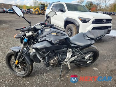 Trzecie zdjęcie samochodu z tyłu: 2016 YAMAHA FZ07 VIN:JYARM06E2GA007367 - miniatura