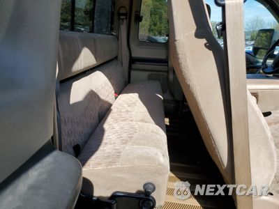 Zdjęcie 10 z 12 samochodu: 2001 FORD F250 SUPER DUTY VIN:1FTSX21P46EB76055 - miniatura