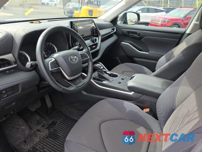 Zdjęcie 7 z 14 samochodu: 2023 TOYOTA HIGHLANDER HYBRID LE VIN:5TDBBRCHXPS111896 - miniatura