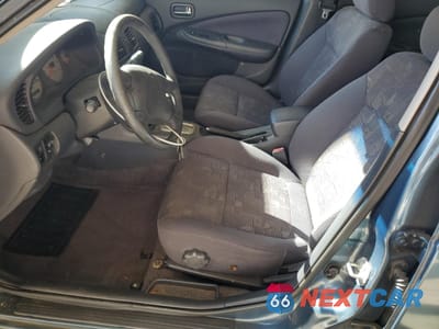 Zdjęcie 7 z 12 samochodu: 2001 NISSAN SENTRA SE VIN:3N1BB51D71L112870 - miniatura