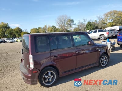 Trzecie zdjęcie samochodu z tyłu: 2006 TOYOTA SCION XB VIN:JTLKT324264035131 - miniatura