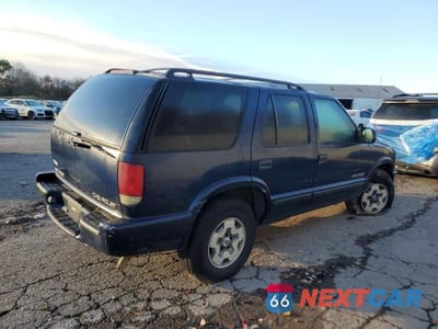 Trzecie zdjęcie samochodu z tyłu: 2003 CHEVROLET BLAZER VIN:1GNDT13X33K128577 - miniatura