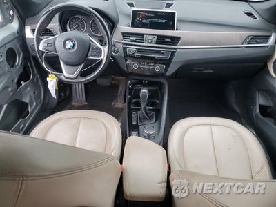 Zdjęcie 8 z 14 samochodu: 2016 BMW X1 XDRIVE28I VIN:WBXHT3Z36G4A48720 - miniatura