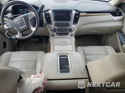 Zdjęcie 8 z 12 samochodu: 2017 GMC YUKON XL DENALI VIN:1GKS2HKJ7HR164784 - miniatura